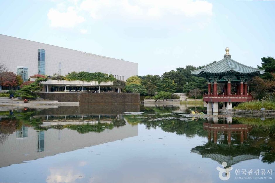 국립중앙박물관, 이미지 출처 : 한국관광공사